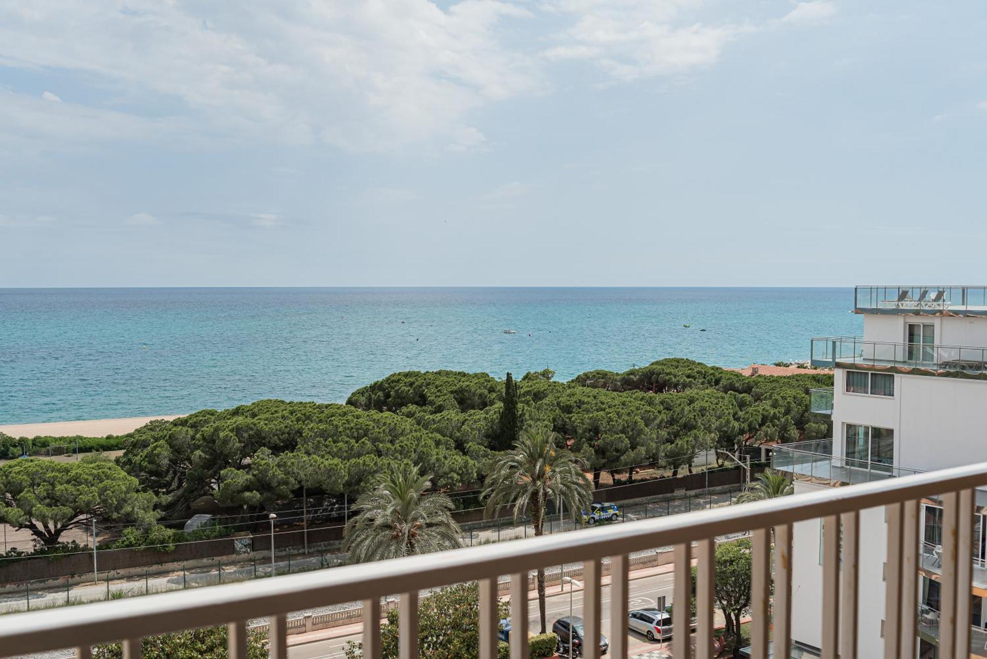 Sea View Apartments Мальграт-де-Мар Экстерьер фото